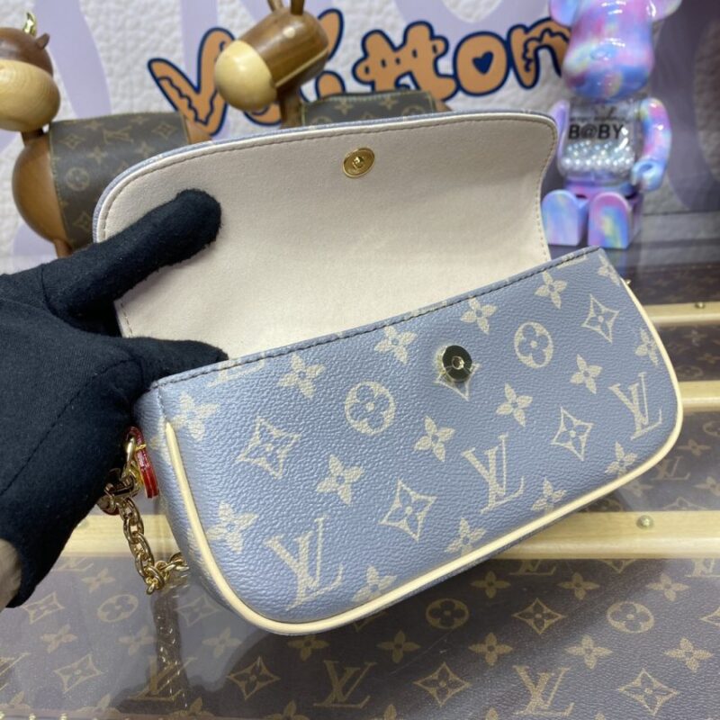 Replica Louis Vuitton Wallet on Chain Ivy Grey - 1:1 designer replica handbag
