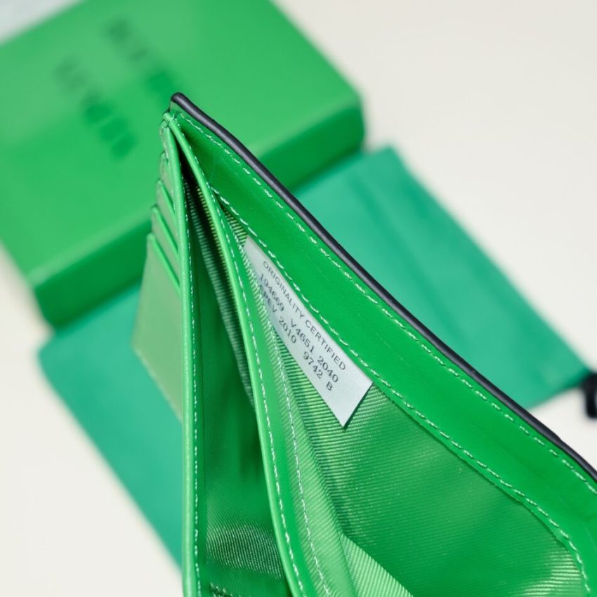 Replica Bottega Veneta 2 Fold Wallet - premium-grade designer purse dupe