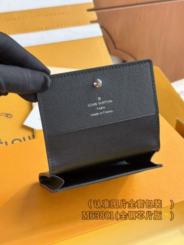 Replica Louis Vuitton Envelope Card Holder Black - realistic designer-inspired fake bag
