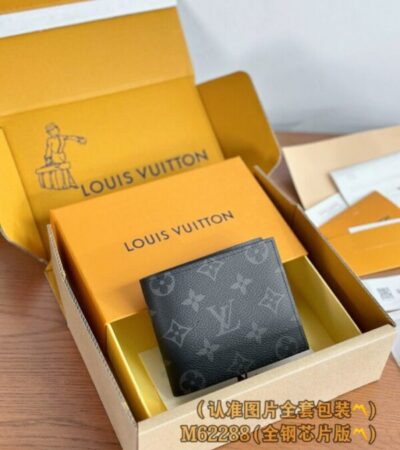 Replica Louis Vuitton Marco Wallet Black - best-selling designer handbag dupe
