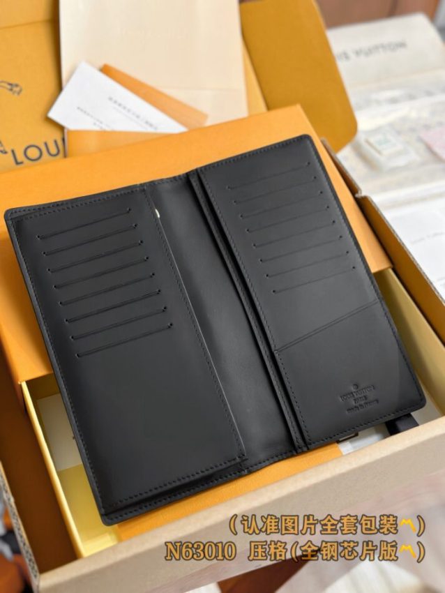 Replica Louis Vuitton Brazza Wallet Black Grid - high-quality designer bag clone