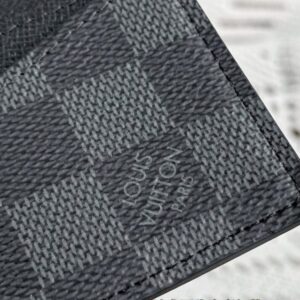 Replica Louis Vuitton Card Holder Black Grid - authentic-look luxury purse replica