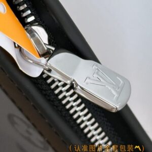 Replica Louis Vuitton Pochette Voyage Grey - ultra-realistic fake designer tote