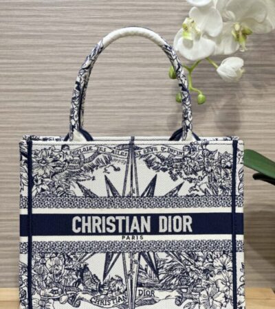 Replica Dior Tote Book Infinite Dream - near-authentic luxury replica handbag