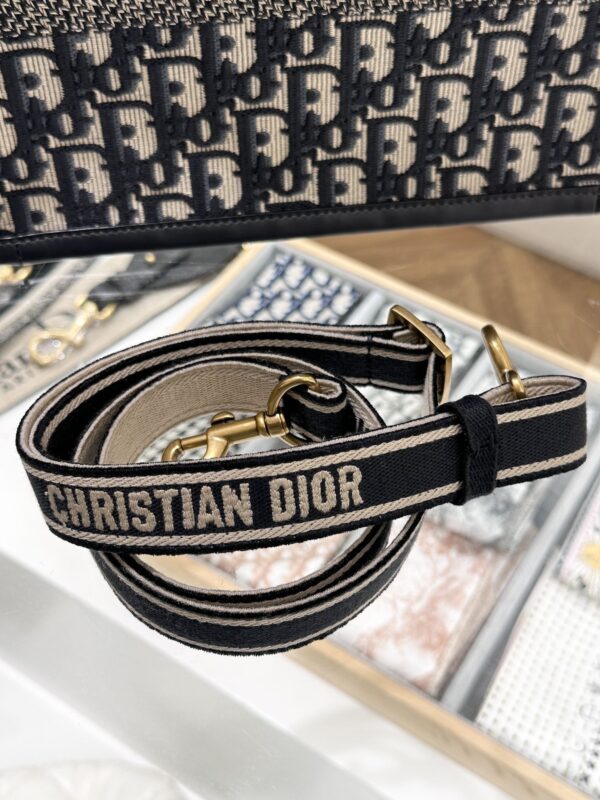 Replica Dior Tote Book CD Canvas&Leather - high-end fake designer purse