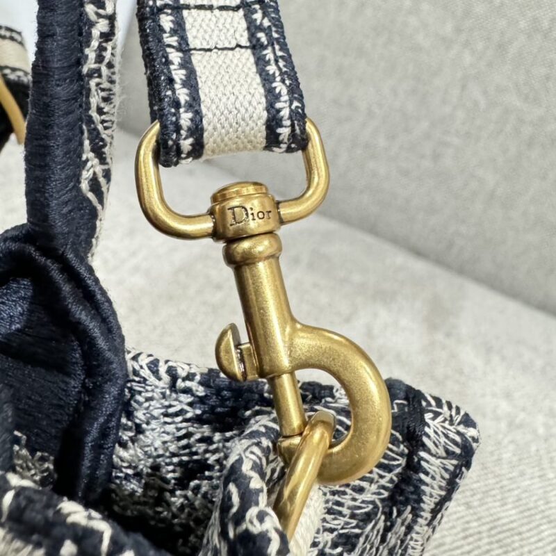 Replica Dior Tote Book Mini Tiger - near-authentic luxury replica handbag