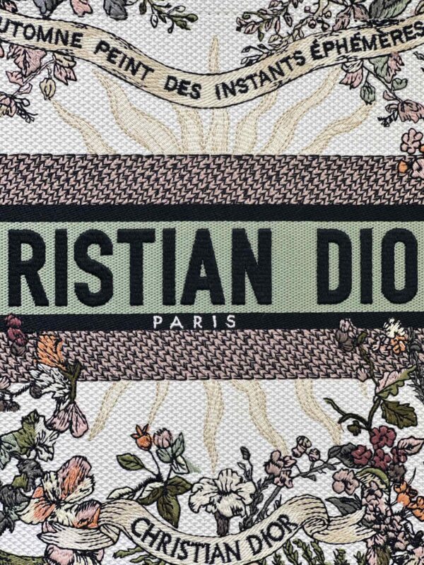 Replica Dior Tote Book Sunflower Autumn - authentic-look luxury purse replica