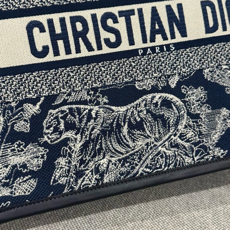 Replica Dior Tote Book Blue Tiger Leather - top-tier luxury replica shoulder bag