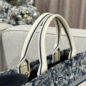 Replica Dior Tote Book Blue Tiger Leather - premium-grade designer purse dupe