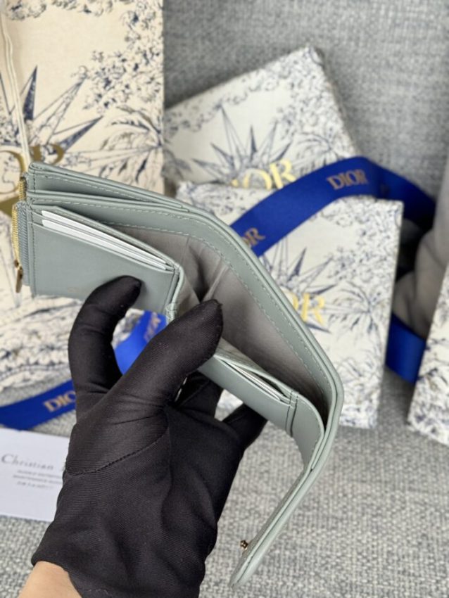 Replica Dior 30 Montaigne Wallet - top-tier luxury replica shoulder bag