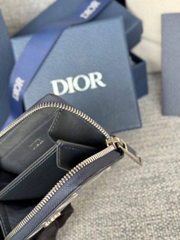 Replica Dior Coin Purse - realistic designer-inspired fake bag