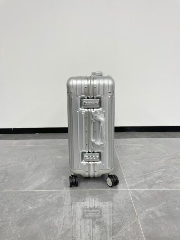 Replica Rimowa Original Suitcase Silver - 1:1 designer replica handbag