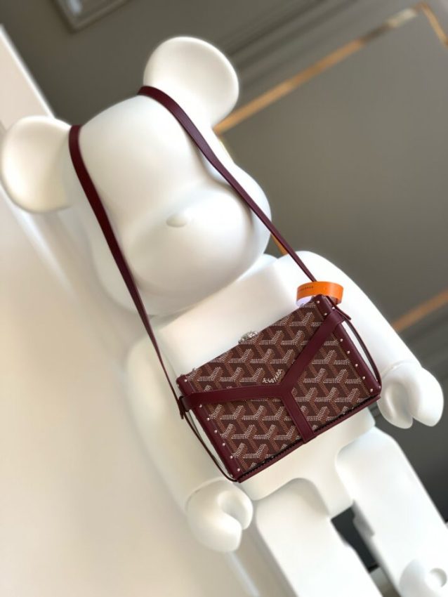 Replica Goyard Minaudière Trunk Bag Bordeaux - realistic designer-inspired fake bag