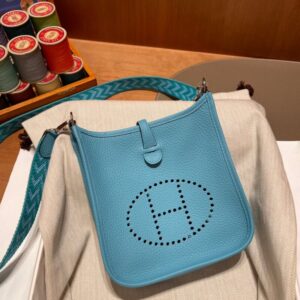 Replica Hermes Evelyne II TPM Blue - top-tier luxury replica shoulder bag