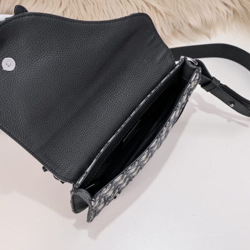 Replica Dior Messenger Oblique - ultra-realistic fake designer tote