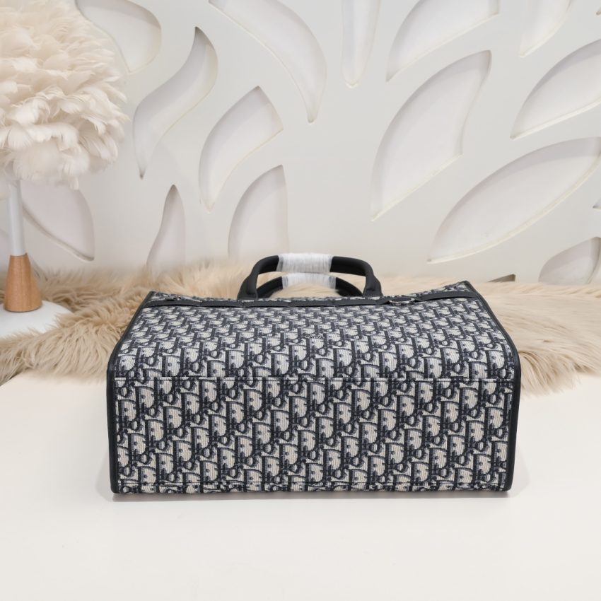 Replica Dior Safari Shopping Tote Large - premium-grade designer purse dupe