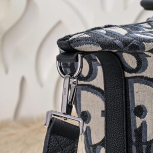 Replica Dior Weekender 40 - near-authentic luxury replica handbag