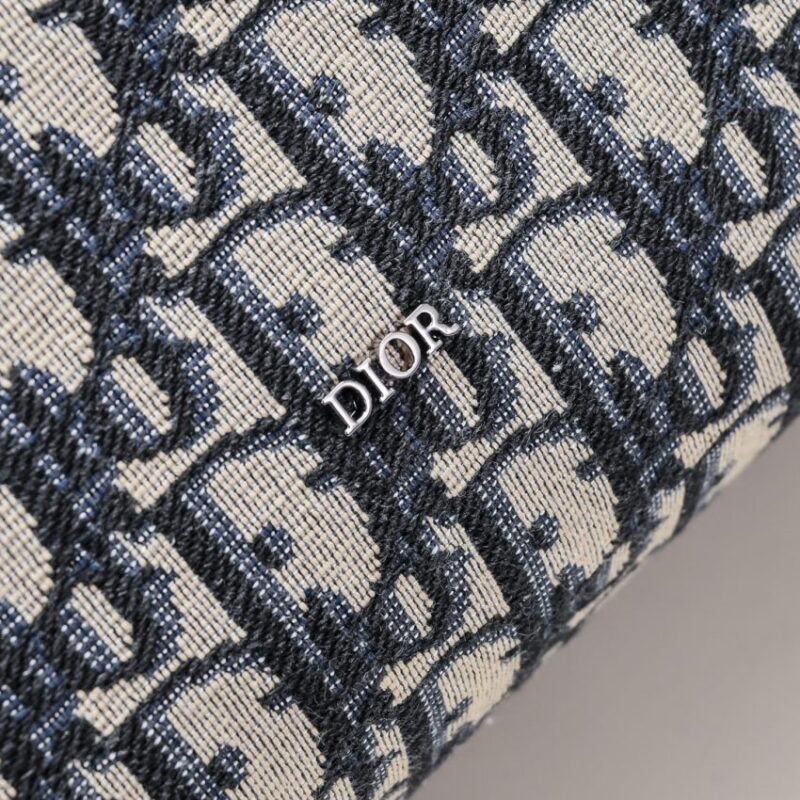 Replica Dior Tioletry Bag - ultra-realistic fake designer tote