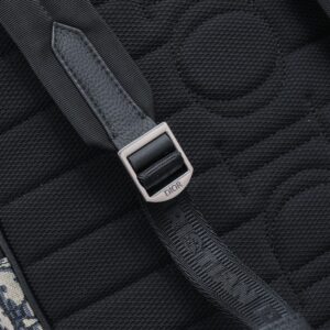 Replica Dior Saddle Zip Backpack - ultra-realistic fake designer tote