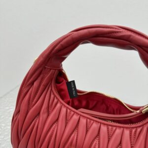 Replica Miu Miu Wander Red - top-tier luxury replica shoulder bag