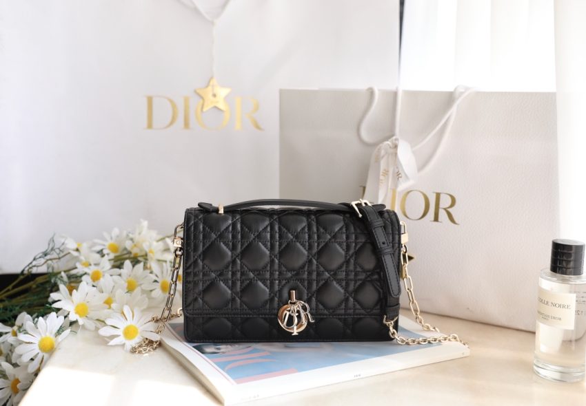 Replica My Dior Top Handle Bag Black - high-quality designer bag clone