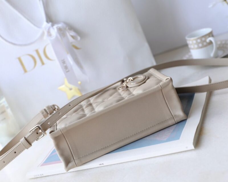 Replica Dior Tote Book Mini Beige - premium 1:1 fake handbag model