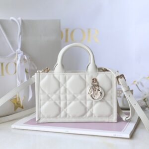 Replica Dior Tote Book Mini White - authentic-look luxury purse replica