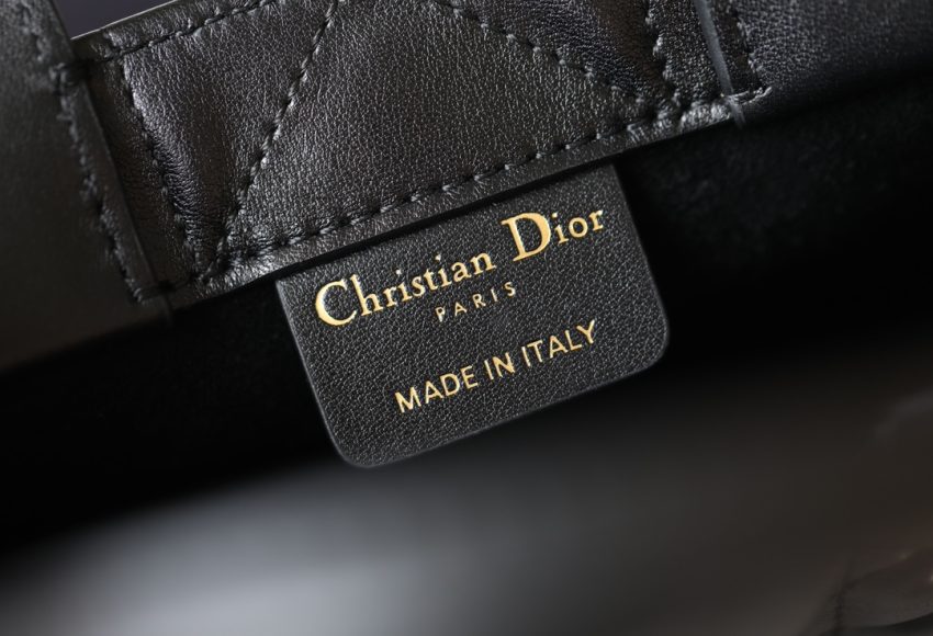 Replica Dior Tote Book Mini Black - ultra-realistic fake designer tote