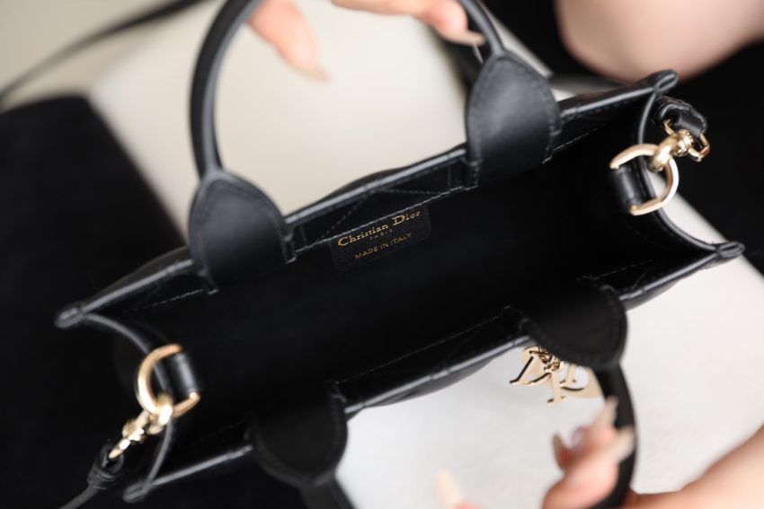 Replica Dior Tote Book Mini Black - top-tier luxury replica shoulder bag