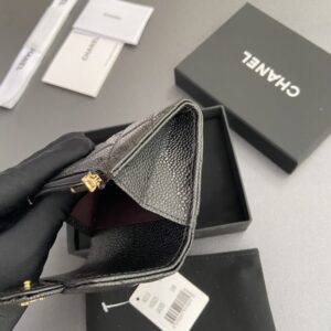 Replica Chanel Flap Wallet - realistic designer-inspired fake bag