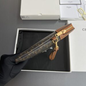 Replica Celine Triumphe Clutch Brown - best quality luxury bag dupe