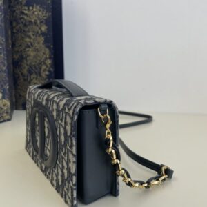 Replica Dior Signature CD Square - authentic-look luxury purse replica