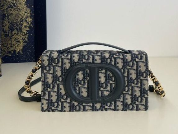 Replica Dior Signature CD Square - realistic designer-inspired fake bag
