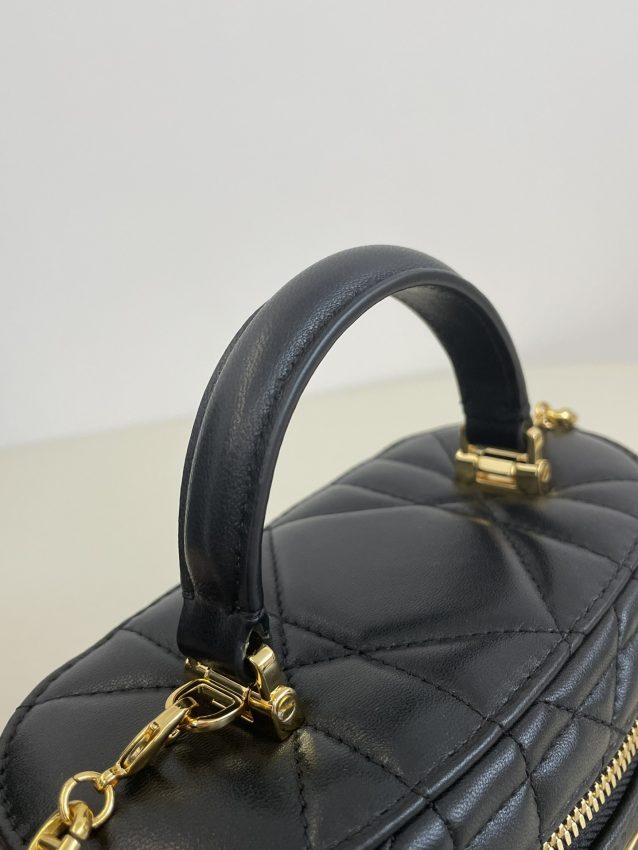 Replica Dior 30 Montaigne Vanity Black - authentic-look luxury purse replica