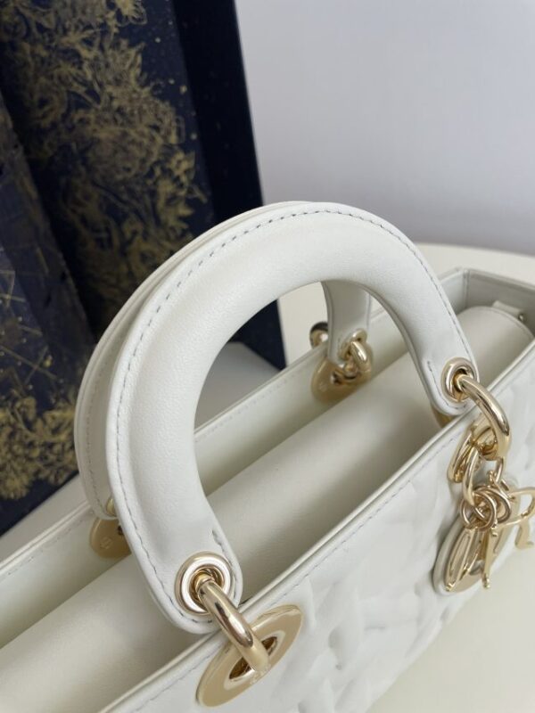 Replica Dior Lady D-Joy Large Bag New White - best-selling designer handbag dupe