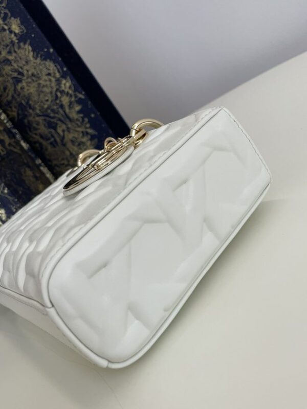 Replica Dior Lady D-Joy Large Bag New White - top-rated replica designer bag