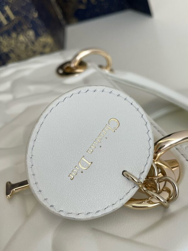 Replica Lady Dior Large White - high-end fake designer purse