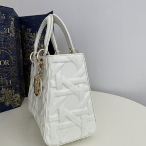 Replica Lady Dior Large White - top-tier luxury replica shoulder bag