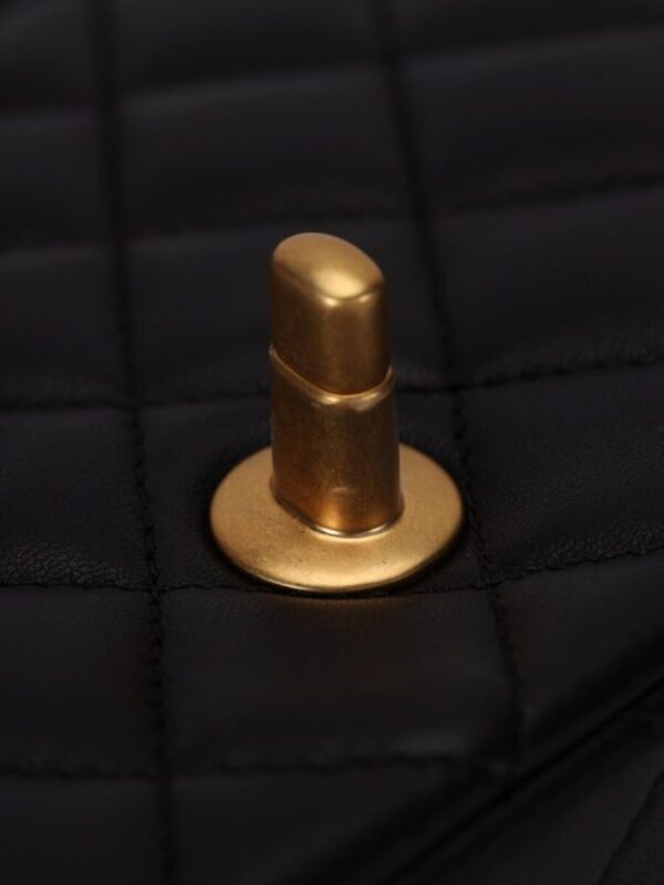 Replica CHANEL Hobo Medium Black - realistic designer-inspired fake bag