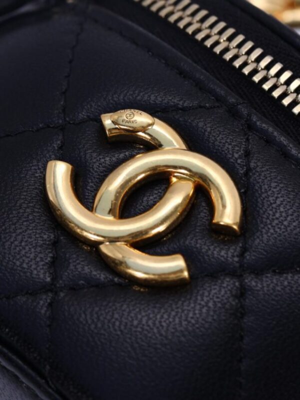Replica CHANEL 23B Pearl Cylinder - premium 1:1 fake handbag model