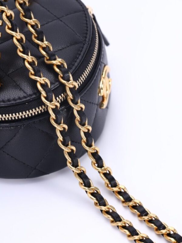 Replica CHANEL 23B Pearl Cylinder - premium 1:1 fake handbag model