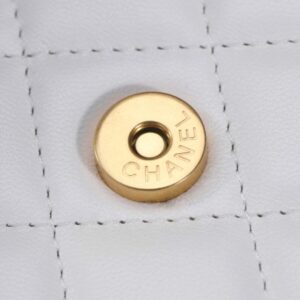 Replica CHANEL 23B Pearl White Handle Bag - high-quality designer bag clone