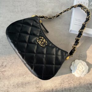 Replica CHANEL 23k armpit bag small - ultra-realistic fake designer tote