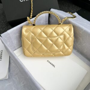 Replica CHANEL Classic Flap Handle - ultra-realistic fake designer tote