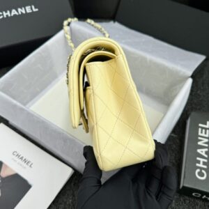 Replica CHANEL Classic Flap 25cm Yellow - ultra-realistic fake designer tote