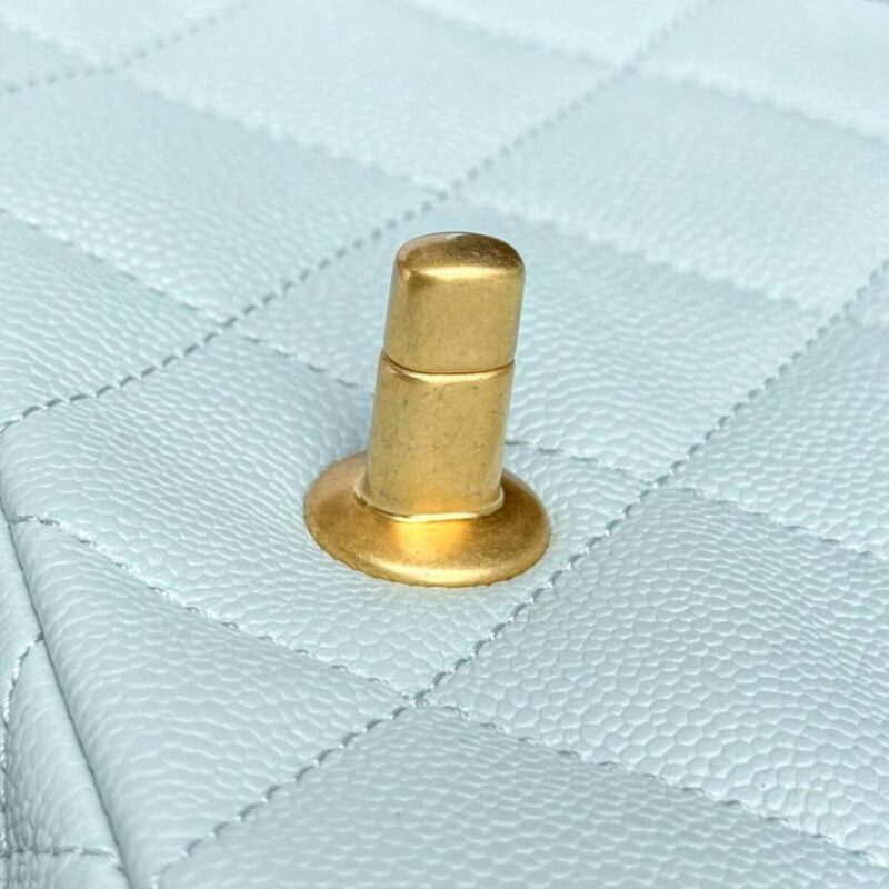 Replica CHANEL 23P Love Flip Bag - premium-grade designer purse dupe