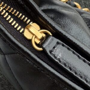 Replica CHANEL 24a Hobo Large Black - high-end fake designer purse