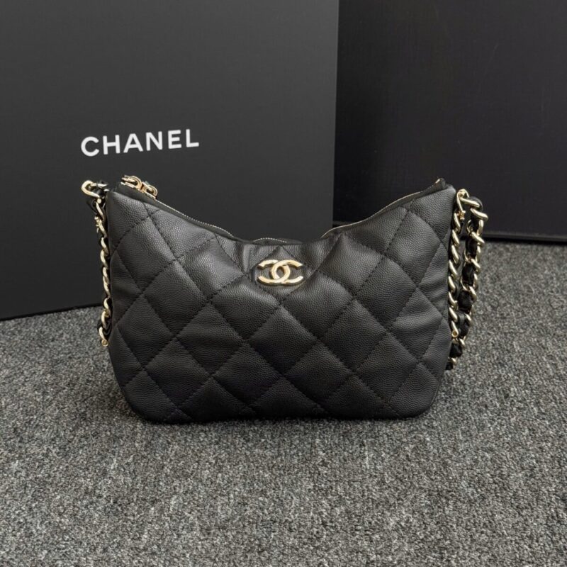 Replica CHANEL 24p Dumpling Bag Black - realistic designer-inspired fake bag