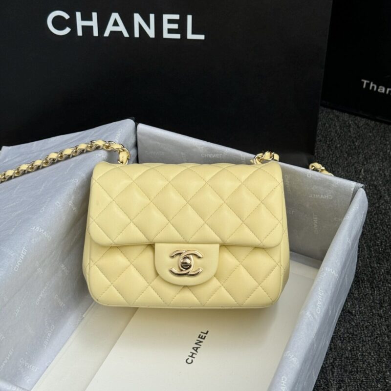 Replica CHANEL Classic Flap 17cm Yellow - high-end fake designer purse