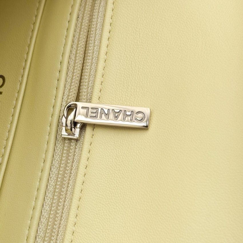 Replica CHANEL Classic Flap 17cm Yellow - best quality luxury bag dupe